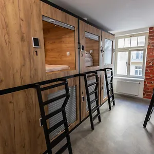 Hostel Capsule Andel Centre Spirit, Prága