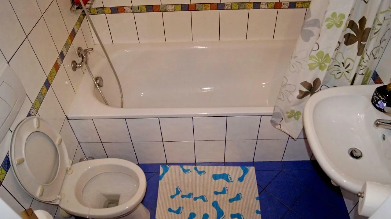 Km House Cerny Most Hostel Prague 0*,  Czech Republic
