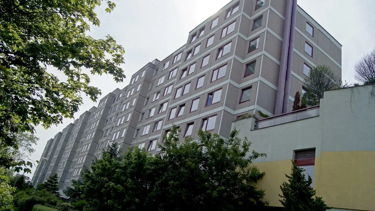 Km House Cerny Most Hostel Prague 0*,