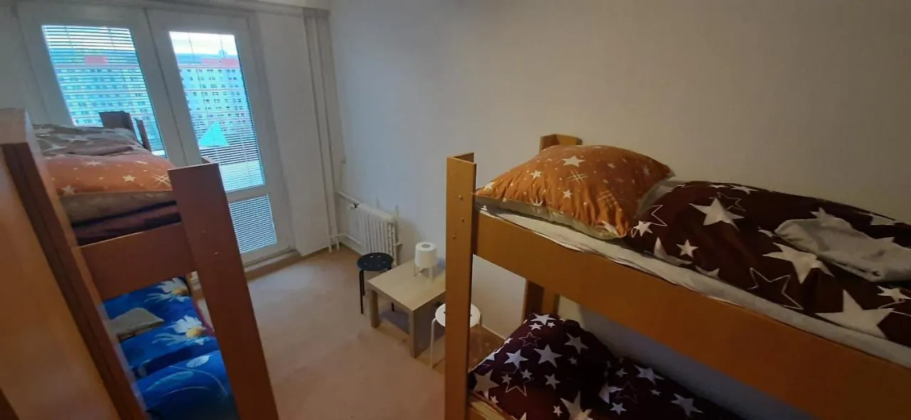 Km House Cerny Most Hostel Prague